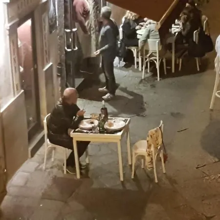 Couette-café Ai Baretti 2 3*